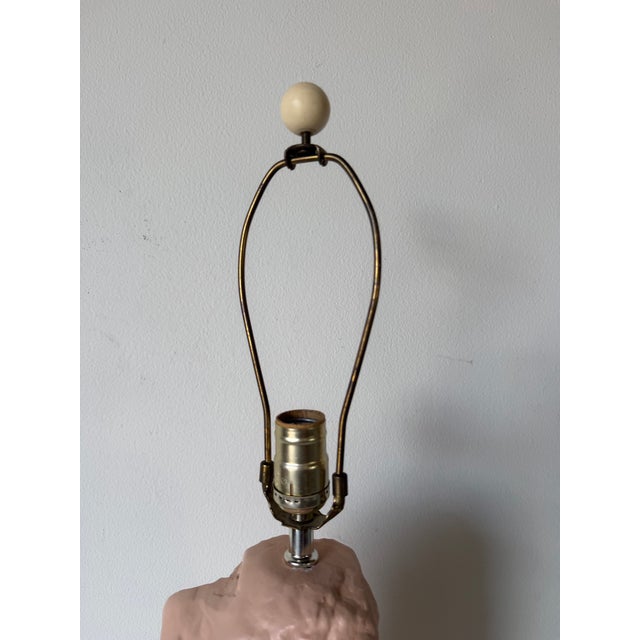 1980s Native American Figure Sculptural Ceramic Table Lamp For Sale In Miami - Image 6 of 12