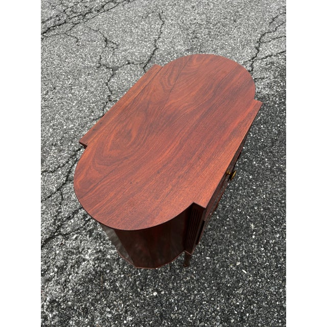 Antique Sheraton Astragal Sewing Stand Table, Philadelphia, Circa 1810s For Sale - Image 6 of 13