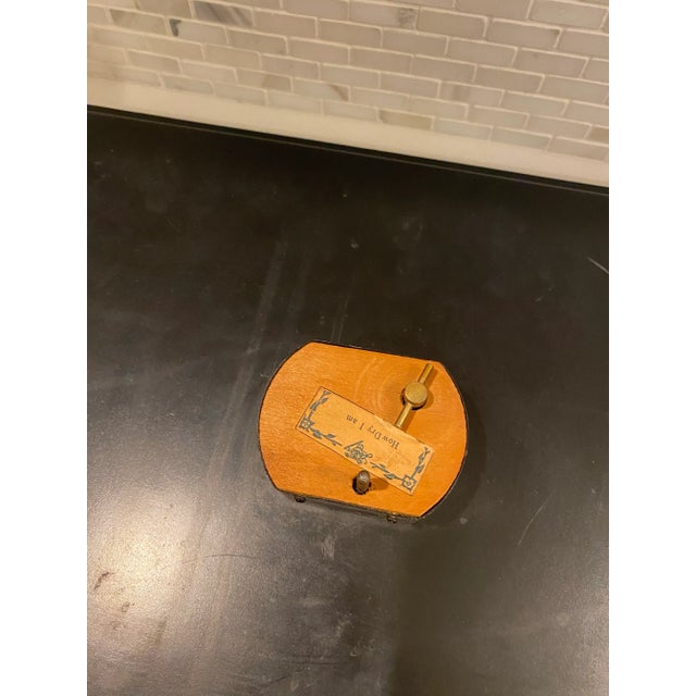 Hollywood Regency Vintage Johnnie Walker Nashco Products Music Bar Tray For Sale - Image 3 of 5