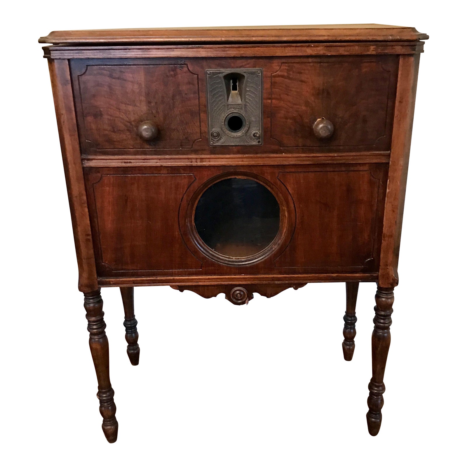 1930s Traditional Philco Radio Chairish