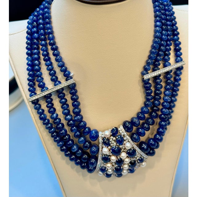 700Ct Sapphire Bead Necklace with cabochon & Diamond Center & Diamond Spacer 18K For Sale - Image 4 of 18