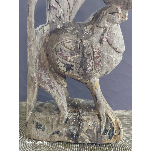 Early 20th Century Wooden Folk Art Rooster Sculpture – Weathered Polychrome Paint For Sale - Image 10 of 13