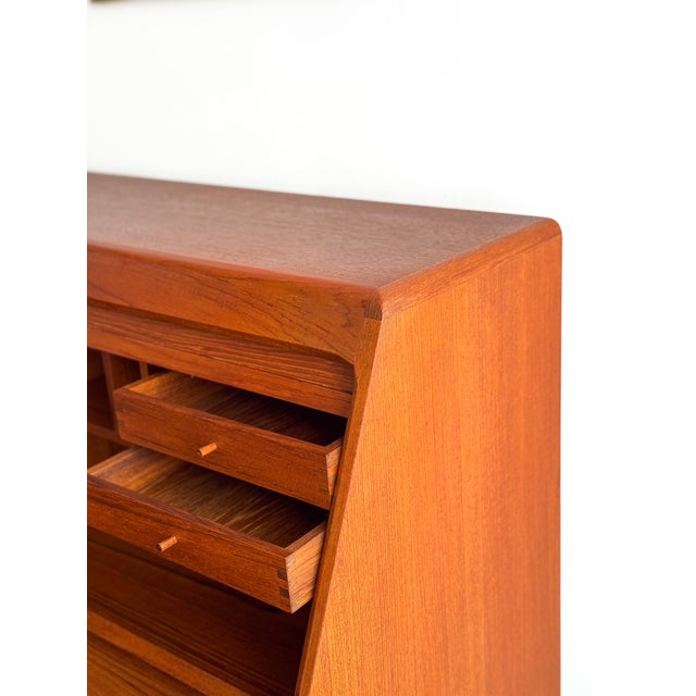 Mid-Century Modern Teak Secretary from Dyrlund, 1960s For Sale - Image 6 of 18