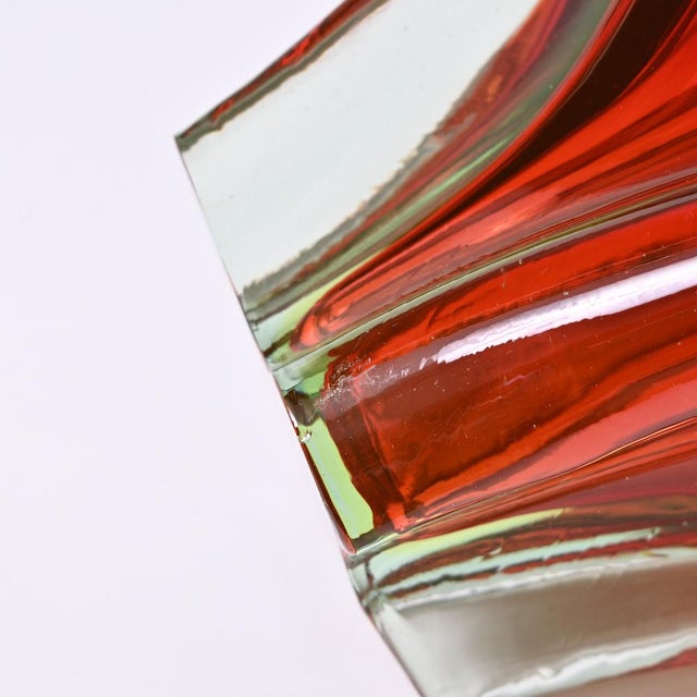 Red and Uranium Murano Glass Bowl, 1960s For Sale - Image 13 of 15