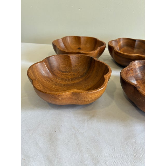 Wood Vintage Carved Wooden Flower Shaped Bowls - Set of 4 For Sale - Image 7 of 8