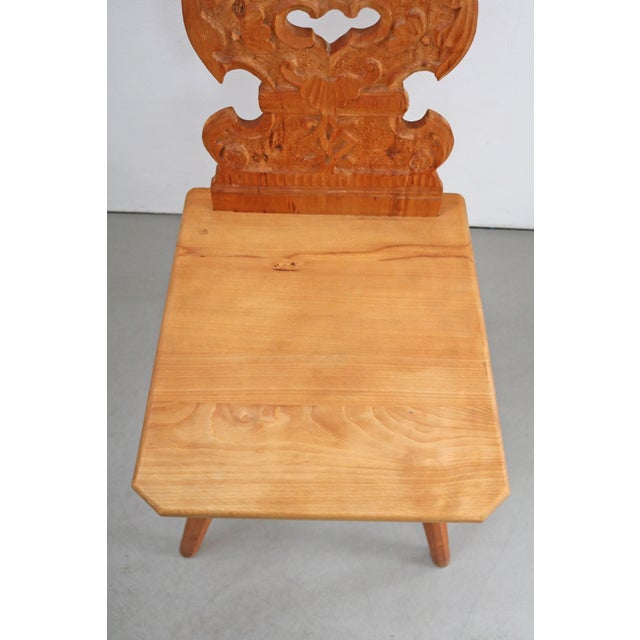 1950s Neo-Baroque Folk Art Plank Chair Awith Vegetable Ornamentation, Italy, 1950 For Sale - Image 5 of 9