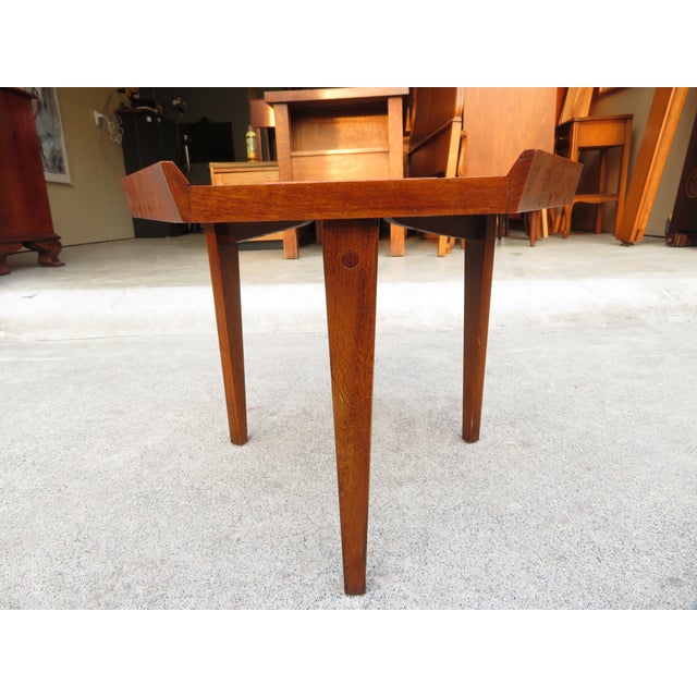 Mid 20th Century Mid Century Modern Lane Altavista Walnut Hexagon 3 Leg Side Table W/ Inlay For Sale - Image 5 of 15