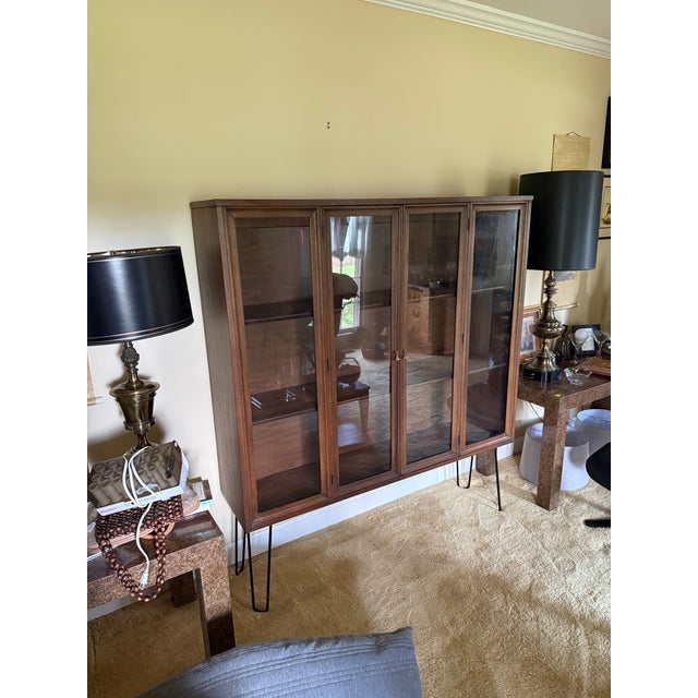 Broyhill Brasilia Mid-Century Modern Hutch Top / Display Cabinet For Sale - Image 10 of 11