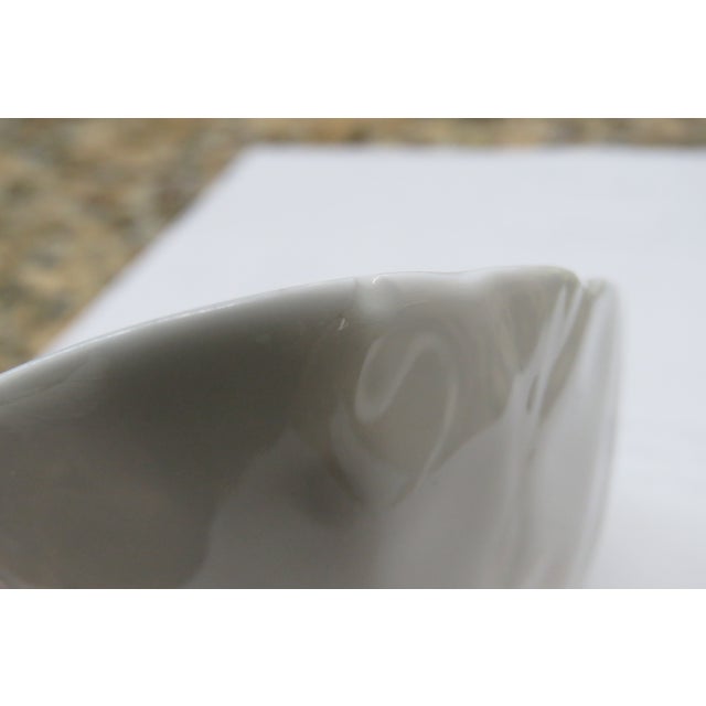 Aynsley Cottage Garden Butterflies and Floral English Bone China Bowl 4585b For Sale - Image 12 of 13