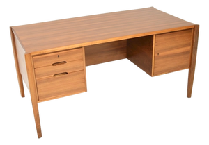 Vintage Executive Desk in Walnut by Wilhelm Renz, 1960