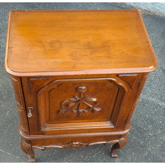 Early 20th Century Louis XV Style Carved and Gilt Decorated Locking Side Cabinet For Sale - Image 11 of 14