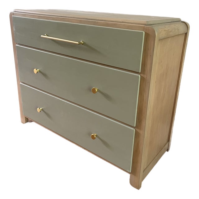 1920s Child’s Three Drawer Dresser For Sale