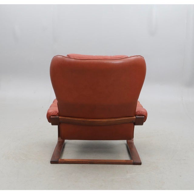 1960s Ear-Patch Chair in Mouled Wood, 1960s For Sale - Image 5 of 7
