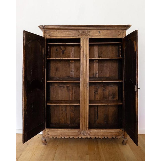 Early 19th Century French Louis Xv Style Armoire or Wardrobe with Star Shaped Inlays For Sale - Image 12 of 14