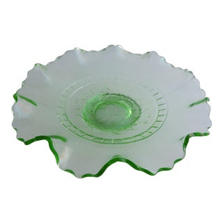 C. 1910 Dugan Windflower Lime Green Vaseline Glass Crimped Footed Bowl Rare For Sale