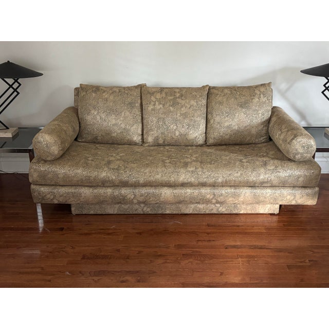 Postmodern 1990s Pair of Postmodern Sofas in Bronze Damask Fabric For Sale - Image 3 of 5