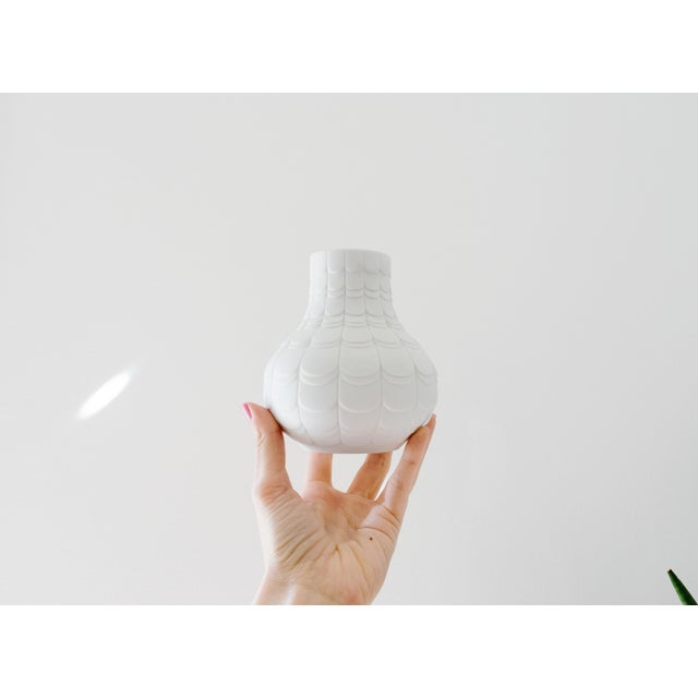 Ceramic 1960s Mid-Century Scherzer Bavaria West German Matte White Porcelain Vase For Sale - Image 7 of 13