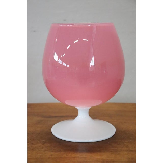 1960s Italian Vase in Pink Murano Art Glass, 1960s For Sale - Image 5 of 8