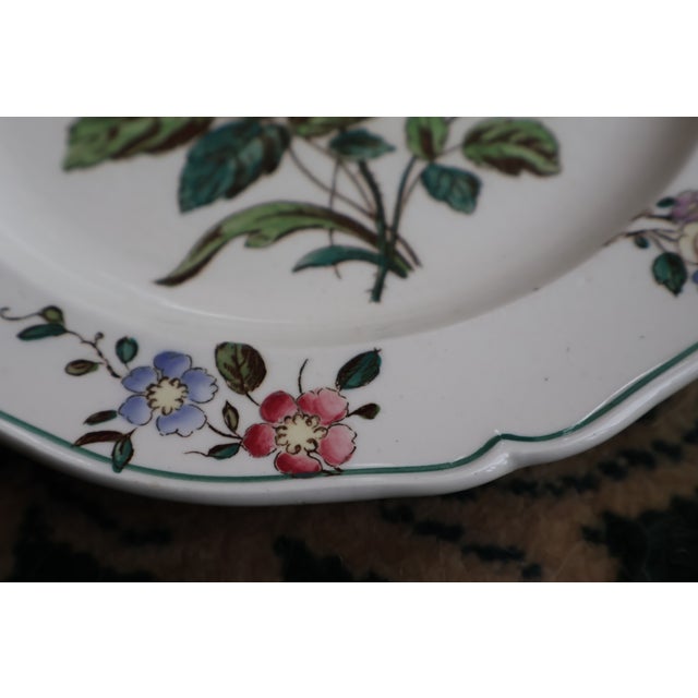 Vintage Wedgwood Etruria English Floral Creamware Salad Plates With Scalloped Green Rims — Set of Four For Sale - Image 9 of 18