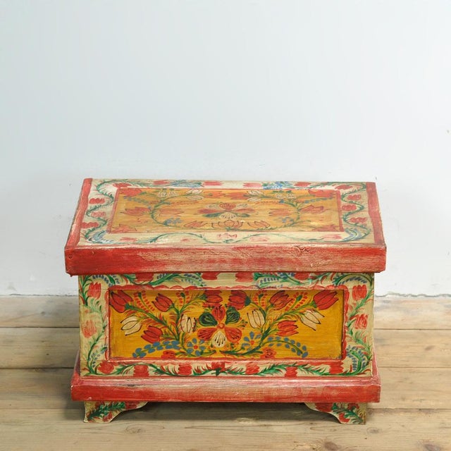 Small Folk Art Chest, 1930s For Sale - Image 4 of 11