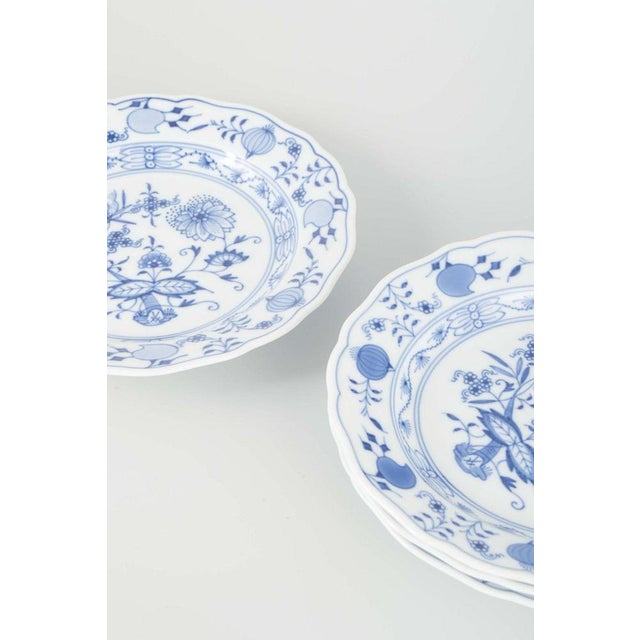 Porcelain Salad Plates with Blue Onion Pattern from Meissen, Germany, Set of 4 For Sale - Image 3 of 5