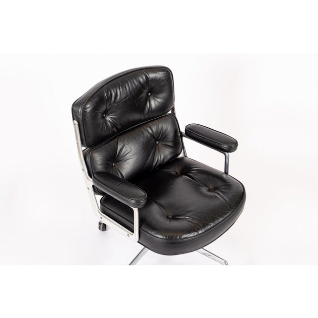 Pair Eames Herman Miller Time Life Black Leather Office Chairs 1980s For Sale In Detroit - Image 6 of 17