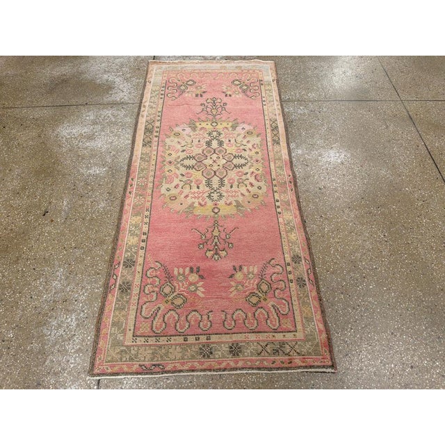 Galerie Shabab Collection Mid-20th Century Turkish Oushak Throw Rug For Sale - Image 4 of 10