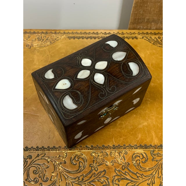 Late 20th Century Vintage Mother-Of-Pearl & Brass Inlaid Walnut Box With Dome Top From Turkey For Sale - Image 4 of 5
