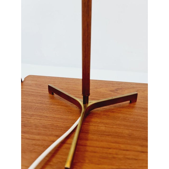 Mid-Century Cocoon Teak and Brass Table Lamp from Vereinigte Werkstätten Munich, 1960s For Sale - Image 6 of 12