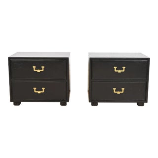 Henredon Mid-Century Hollywood Regency Campaign Black Lacquered Bedside Chests, Newly Refinished For Sale