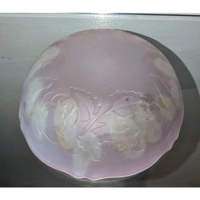 CORRECTION TO SHIPPING TIME, THIS IS SELLER SHIPPING, ARRIVAL TIME IS 4-10 DAYS FROM PURCHASE DATE. In different lights a...