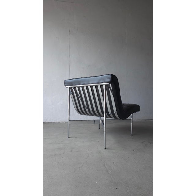 This incredible New York Lounge Chair designed by William Katavolos, Ross Littell and Douglas Kelley for Laverne...