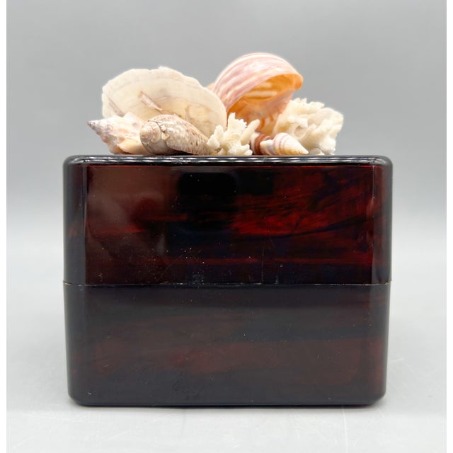Plastic Vintage Jenny Wakefield Faux Tortoiseshell Lucite Seashell Trinket Box – Coastal / Hollywood Regency For Sale - Image 7 of 12