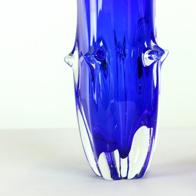 Cobalt Blue Art Glass Set by Jaroslav Taraba for Lednické Rovne, Czechoslovakia, 1960s, Set of 2 For Sale - Image 6 of 11