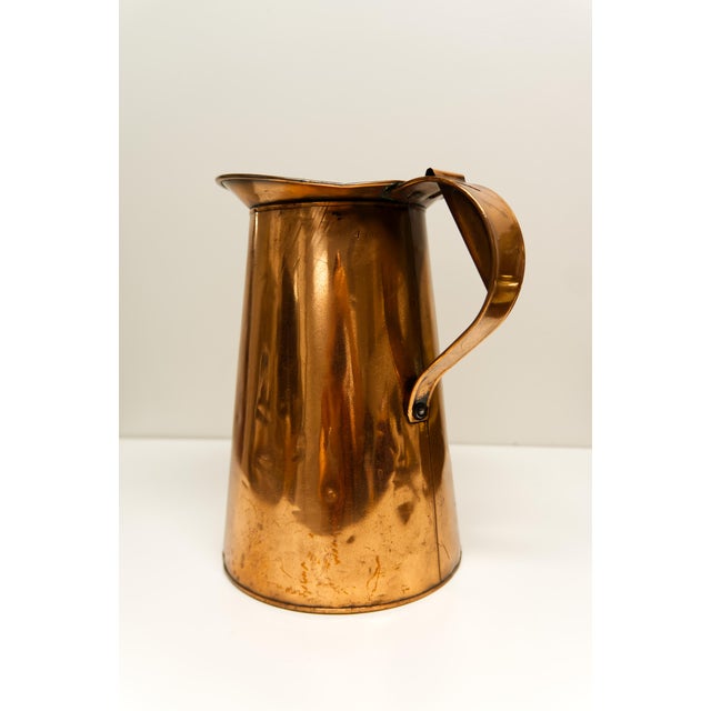 Traditional Antique 4 Liter Hammered Copper Measure Pitcher For Sale - Image 3 of 7