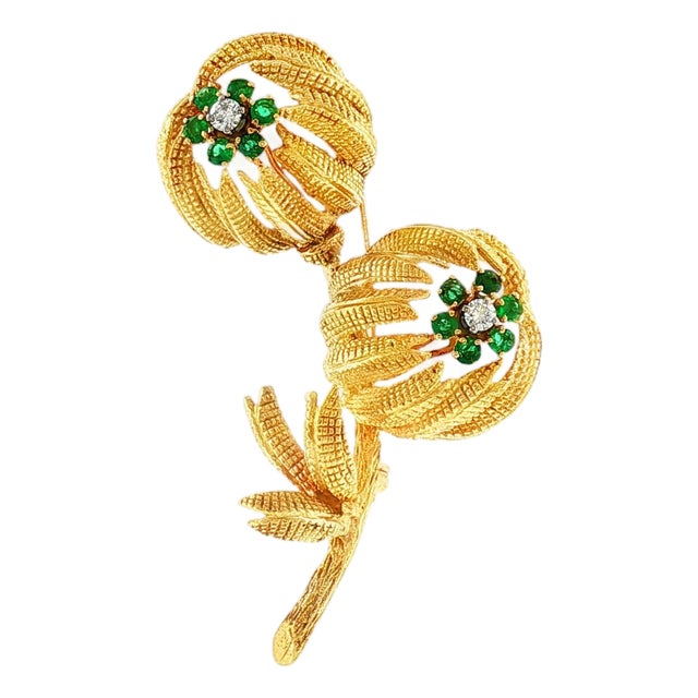Mid-Century 18kyg Emerald and Diamond Textured Flower Pin For Sale