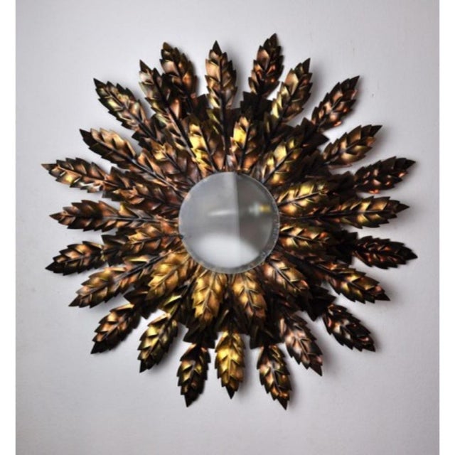 Hollywood Regency Italian Sun Floral Wall Lamp in Gilded Metal, 1970 For Sale - Image 3 of 7