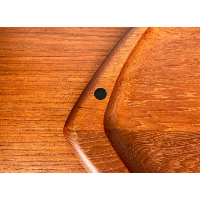 Wood Mid-Century Modern Danish Fish Shaped Teak Plate Bowl from Digsmed, 1960s For Sale - Image 7 of 18