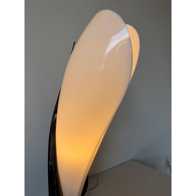 1970s Roger Rougier for Maison Rougier Sculptural Calla Lily Acrylic Table Lamp For Sale In Miami - Image 6 of 13