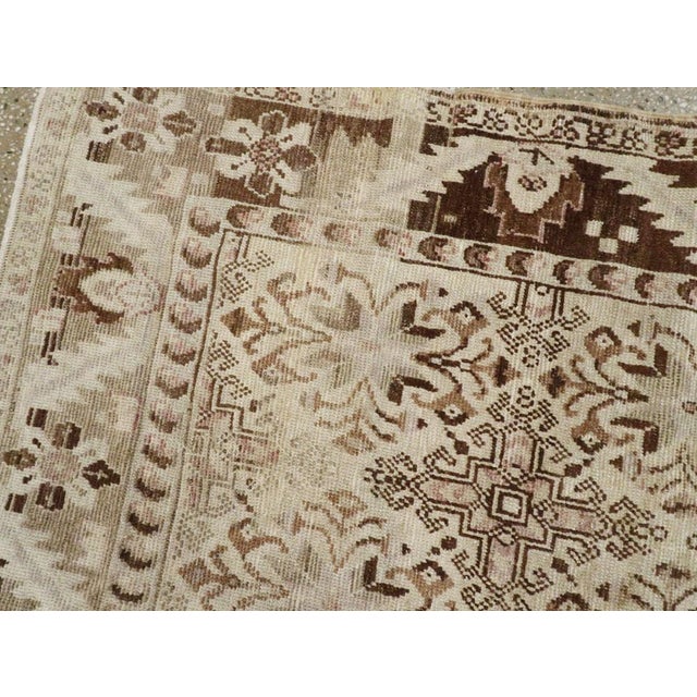 Galerie Shabab Collection Mid-20th Century Turkish Anatolian Gallery Carpet For Sale In New York - Image 6 of 9