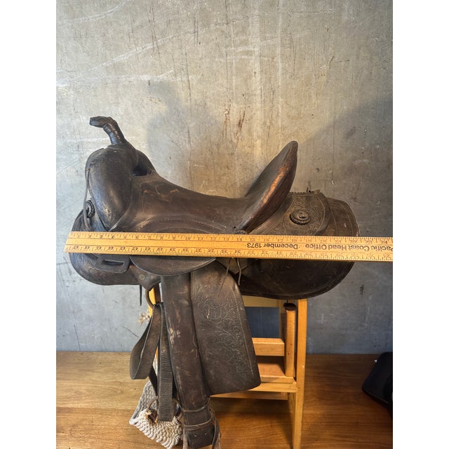 Vintage Western Horse Saddle Leather Tooled Floral Design 14" Seat "Blain" Marked For Sale - Image 13 of 13