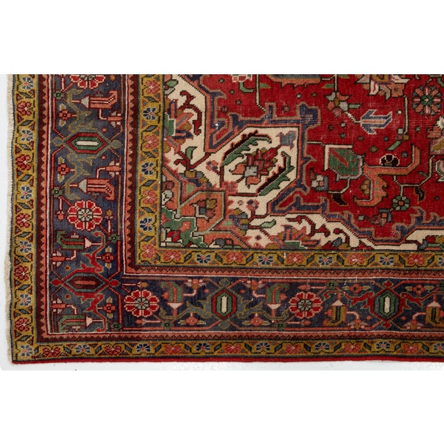 1950s 1950s Handmade Persian Heriz Wool Rug With Medallion Design For Sale - Image 5 of 8