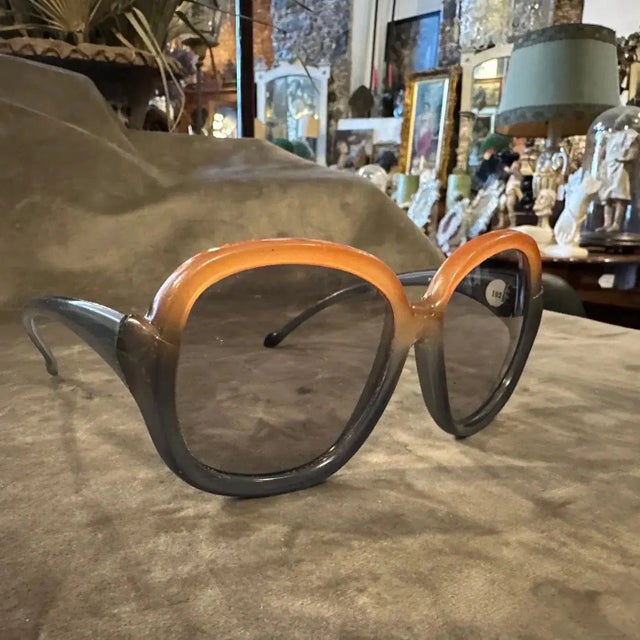 1970s Mid-Century Orange and Blue Oversized Sunglasses by Lozza For Sale - Image 6 of 10