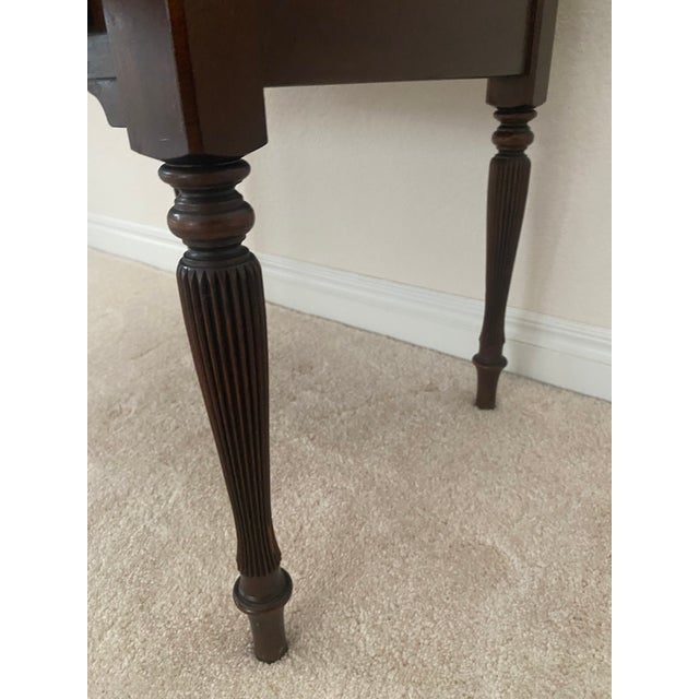 Ethan Allen Georgian Court Cherry Night Table Late 20th Century Excellent Vintage Condition For Sale - Image 10 of 12