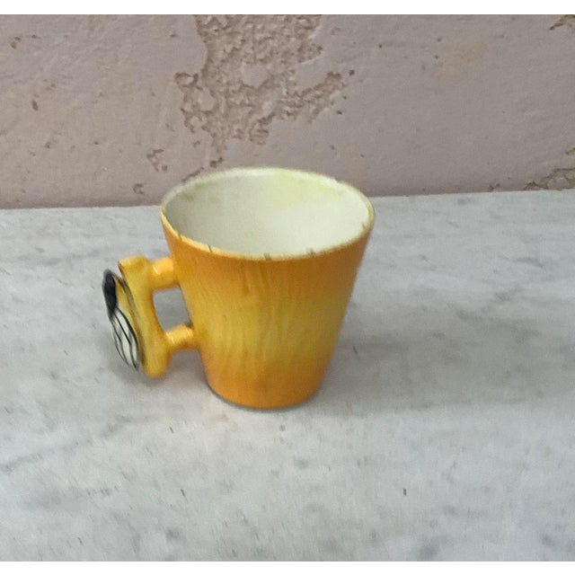 1950s 1950s Yellow French Majolica Cicada Cup For Sale - Image 5 of 7