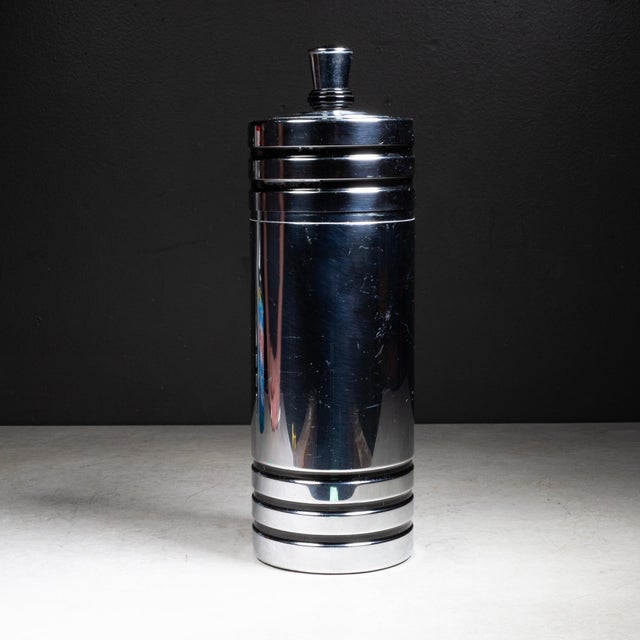Art Deco Art Deco Chase "Gaiety" Cocktail Shaker c.1930 For Sale - Image 3 of 5