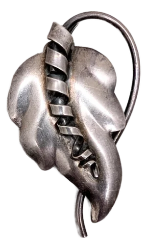 Vintage Signed Napier Silvertone Leaf Fur Clip