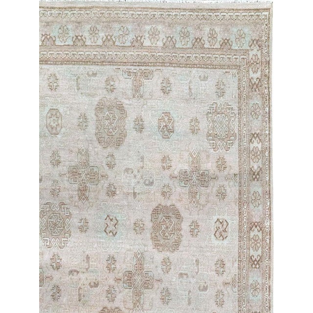 Rustic Galerie Shabab Collection Mid-20th Century Turkish Anatolian Accent Rug For Sale - Image 3 of 10