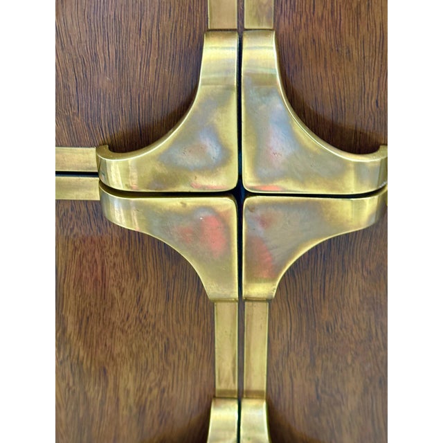 1970’s Mastercraft Walnut and Brass Chest of Drawers For Sale - Image 17 of 17