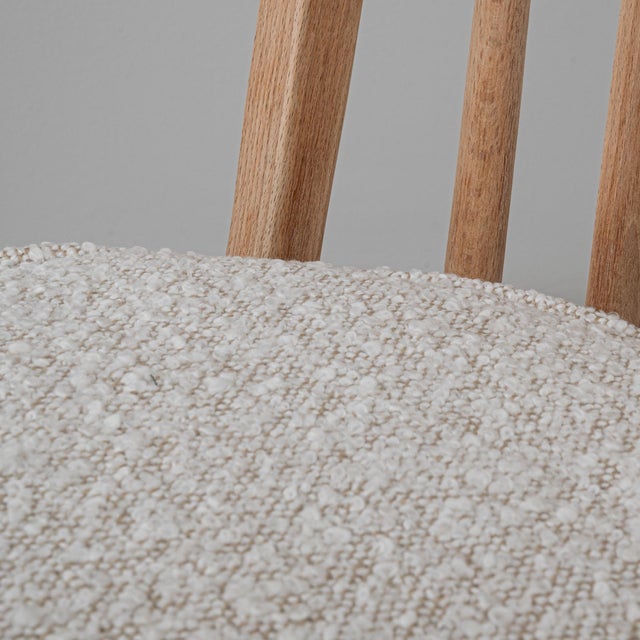 Mid 20th Century 20th Century English Oak Dining Chairs With Seat Cushions - Set of 4 For Sale - Image 5 of 18